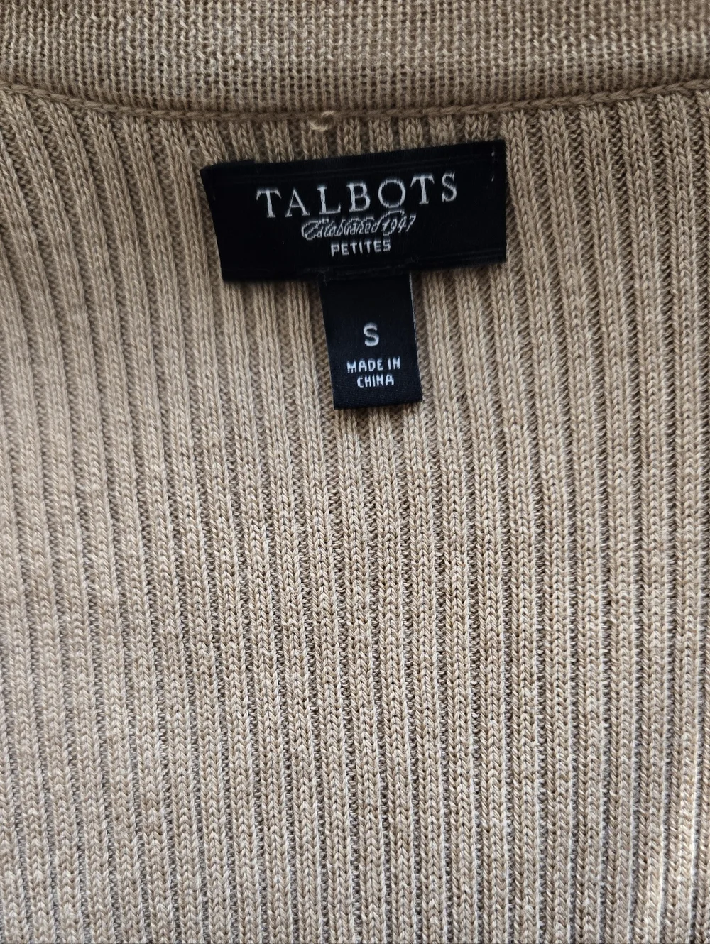 Talbots Neutral Ribbed And Ruffled Sweater - EUC - Picture 4 of 5